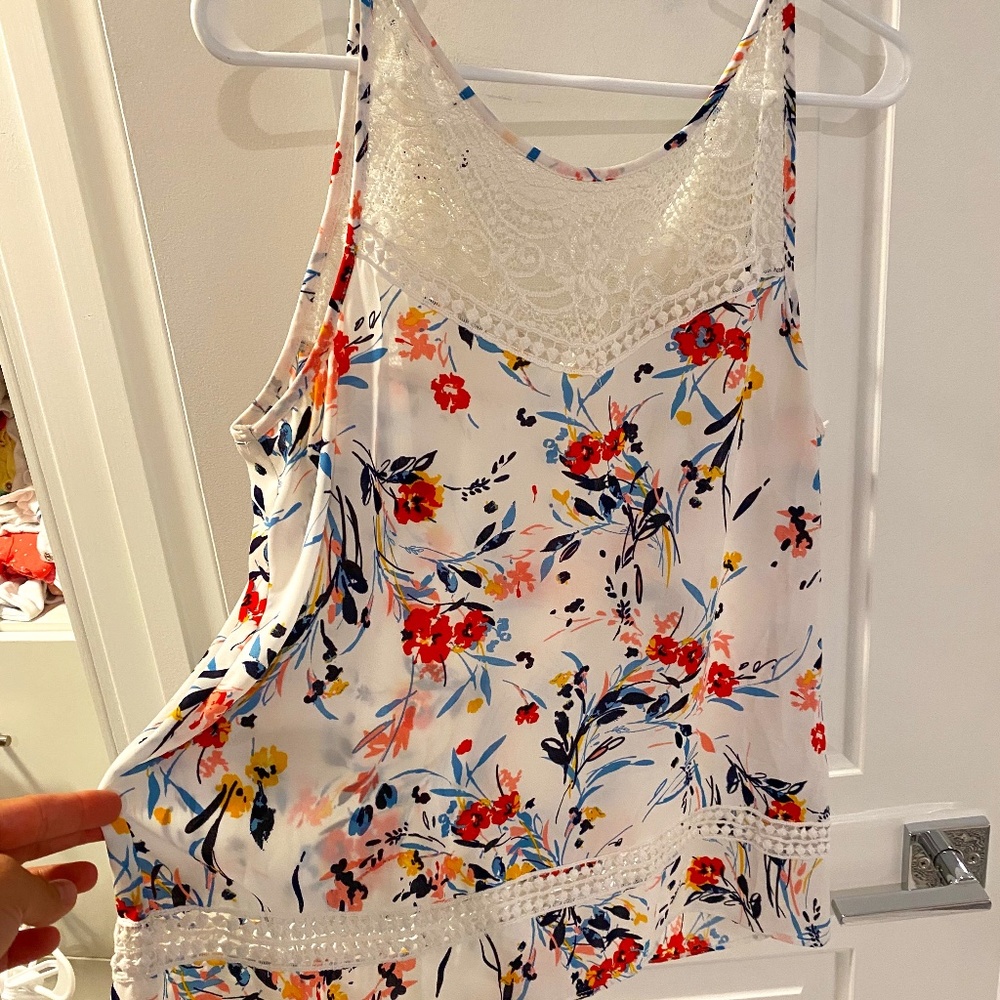A Byer XL floral top